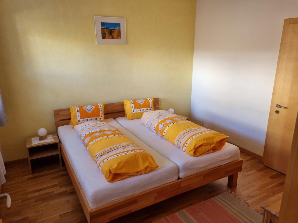 Appartement Melcher Sotcha Dadaint 654 Scuol Exteriör bild