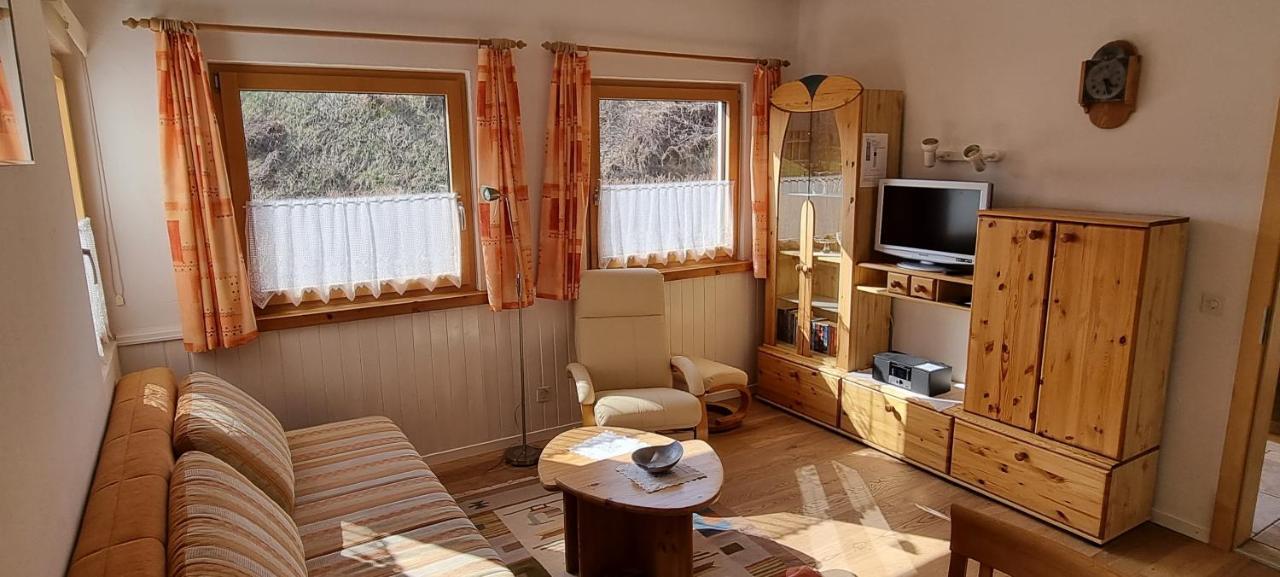 Appartement Melcher Sotcha Dadaint 654 Scuol Exteriör bild
