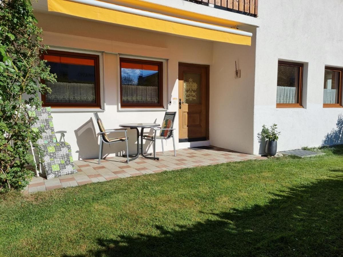 Appartement Melcher Sotcha Dadaint 654 Scuol Exteriör bild
